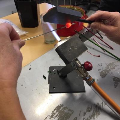 Perle - og papirblomst værksted